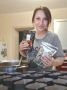Жена бойца из Марий Эл помогает фронту, заготавливая домашнюю еду для участников СВО