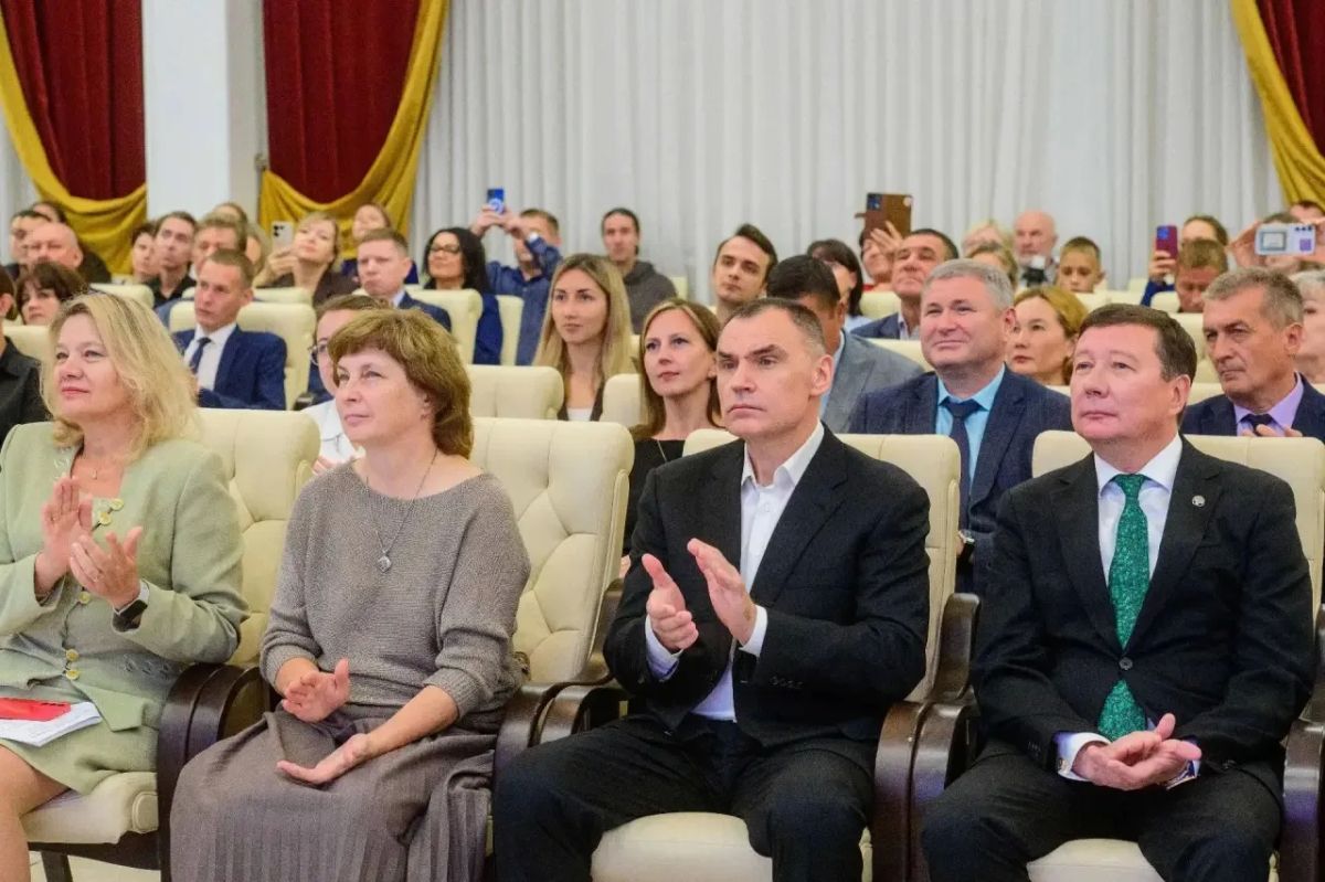 В Марий Эл по программе «Земский работник культуры» приступили к обязанностям еще 20 человек В Марий Эл по программе «Земский работник культуры» приступили к обязанностям еще 20 человек