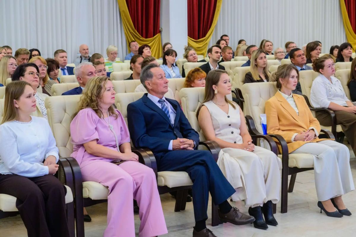 В Марий Эл 20 земских работников культуры подписали соглашение В Марий Эл 20 земских работников культуры подписали соглашение