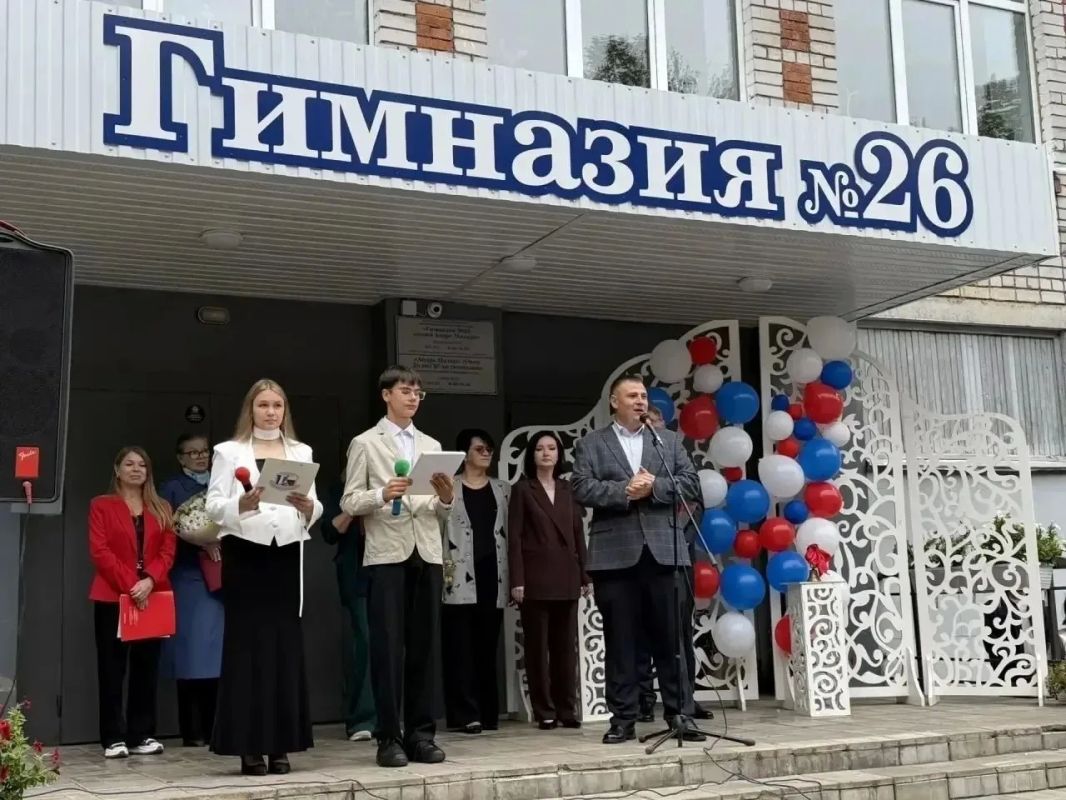 Депутаты Госсобрания приняли участие в мероприятиях, посвященных Дню знаний Депутаты Госсобрания приняли участие в мероприятиях, посвященных Дню знаний