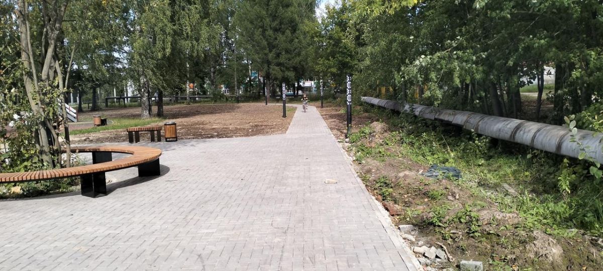В Семеновке завершается благоустройство сквера В Семеновке завершается благоустройство сквера