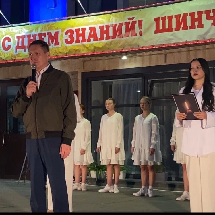 Антон Трудинов: Сегодня, в День солидарности в борьбе с терроризмом, жители Йошкар-Олы зажгли свечи Антон Трудинов: Сегодня, в День солидарности в борьбе с терроризмом, жители Йошкар-Олы зажгли свечи