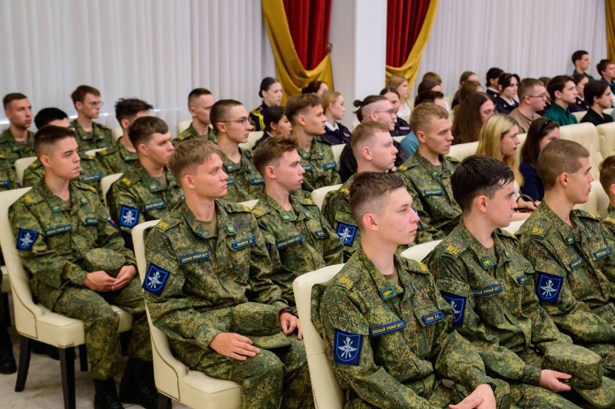 В Йошкар-Оле отметили 81-й годовщину Победы над милитаристской Японией и окончания Второй мировой войны В Йошкар-Оле отметили 81-й годовщину Победы над милитаристской Японией и окончания Второй мировой войны