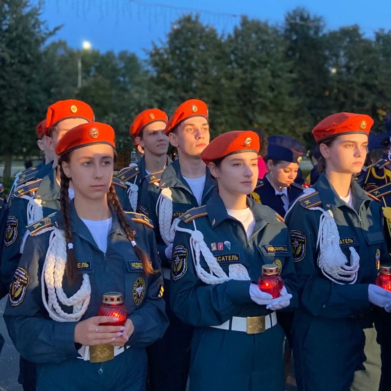 В память о жертвах теракта в Беслане в Йошкар-Оле зажгли свечи В память о жертвах теракта в Беслане в Йошкар-Оле зажгли свечи
