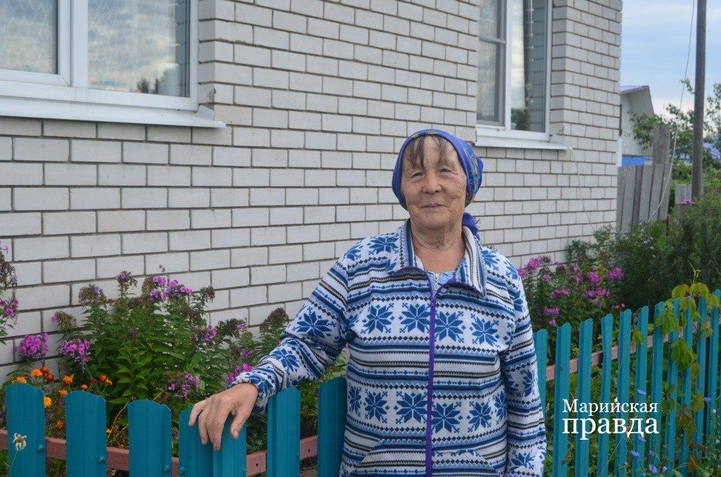 В Марий Эл односельчане помогли маме и бабушке бойца СВО В Марий Эл односельчане помогли маме и бабушке бойца СВО