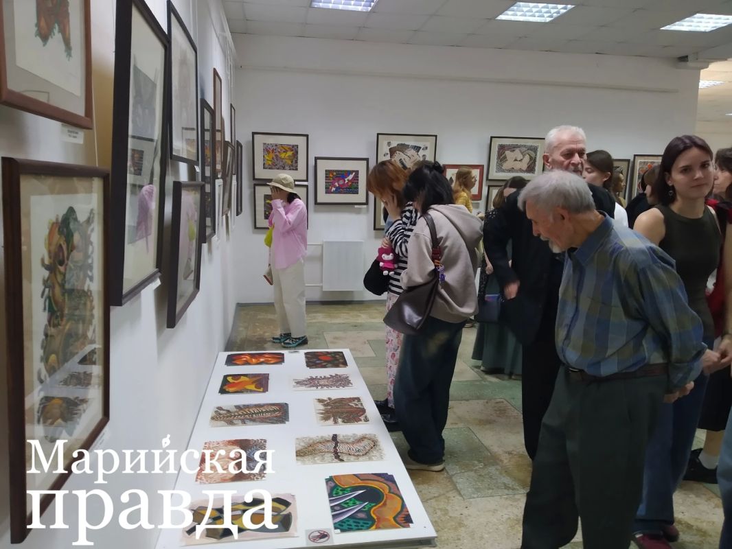 Персональная выставка графики «Этносфера Измаила Ефимова» в Йошкар-Оле стала по-настоящему просветительской для профессиональных, начинающих художников и любителей изобразительного искусства Персональная выставка графики «Этносфера Измаила Ефимова» в Йошкар-Оле стала по-настоящему просветительской для профессиональных, начинающих художников и любителей изобразительного искусства