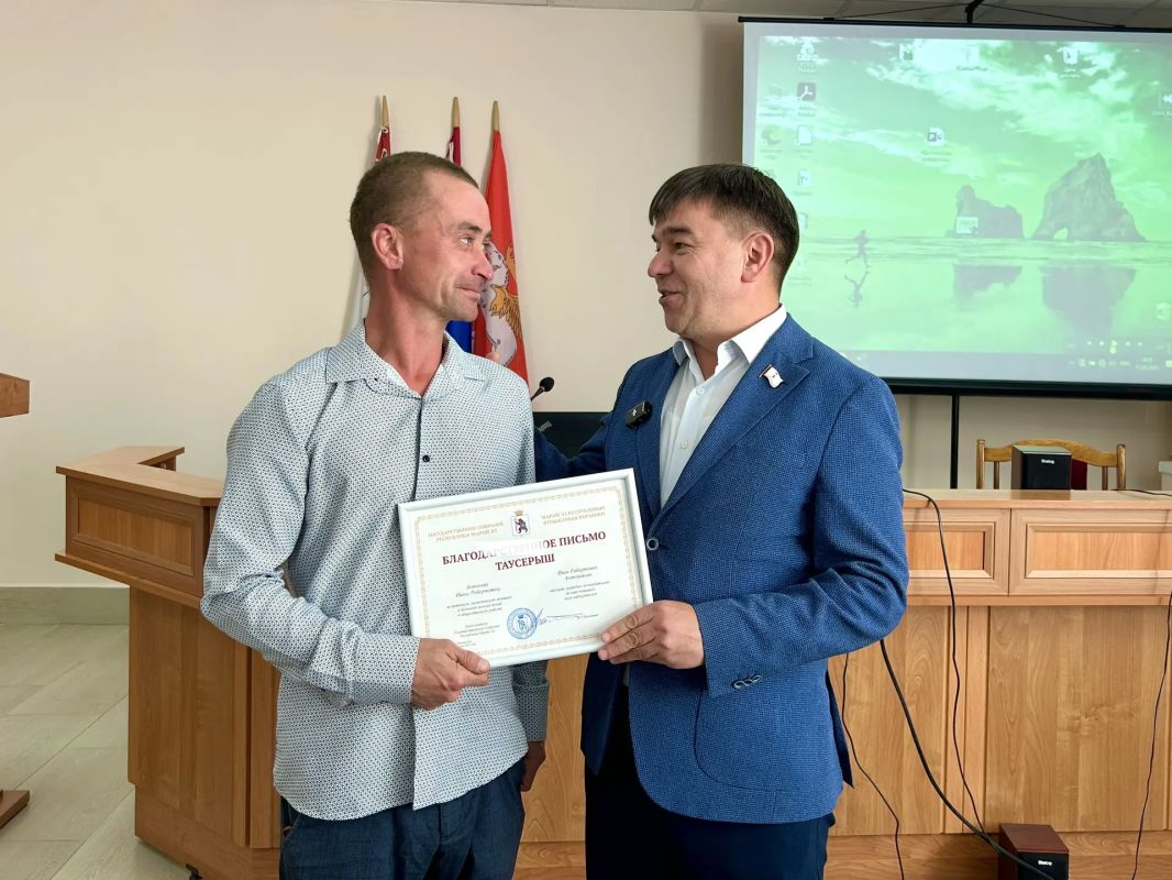 Александр Смирнов оценил реализацию наказов избирателей в Советском и Куженерском районах Александр Смирнов оценил реализацию наказов избирателей в Советском и Куженерском районах