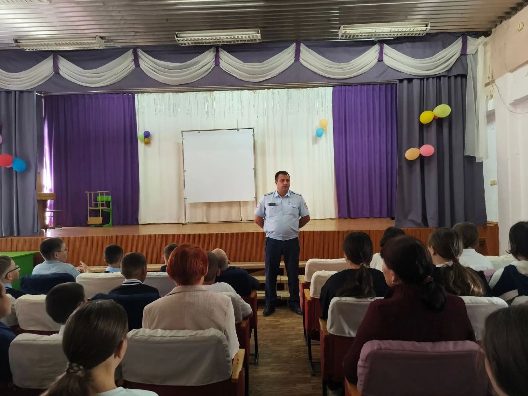 В школах Звениговского района проходят уроки дорожной грамотности В школах Звениговского района проходят уроки дорожной грамотности