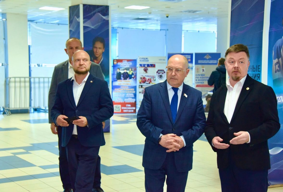 Председатель Госсобрания Марий Эл Михаил Васютин проверил, как в республике организован контроль за ходом выборов Председатель Госсобрания Марий Эл Михаил Васютин проверил, как в республике организован контроль за ходом выборов