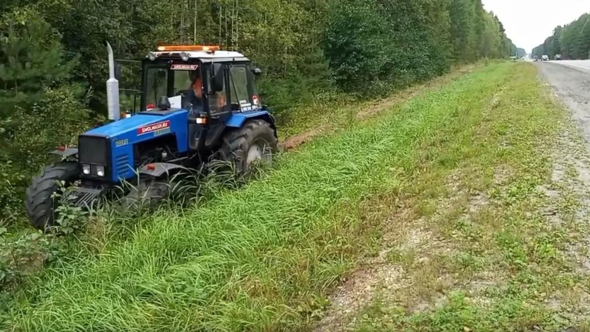 Роторная косилка на трассах в Марий Эл обеспечивает водителям чёткий обзор