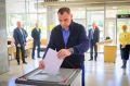 Глава Марий Эл Юрий Зайцев принял участие в голосовании на выборах депутатов Государственной Думы девятого созыва