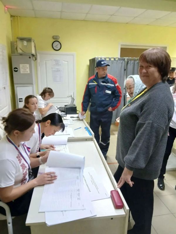 В Горномарийском районе уже проголосовали первые избиратели В Горномарийском районе уже проголосовали первые избиратели