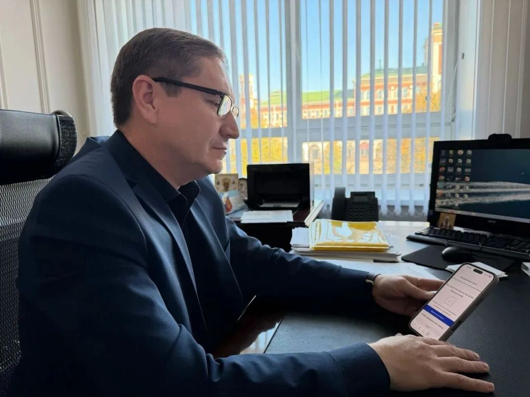 Глава Йошкар-Олы Евгений Кузьмин проголосовал на выборах Глава Йошкар-Олы Евгений Кузьмин проголосовал на выборах