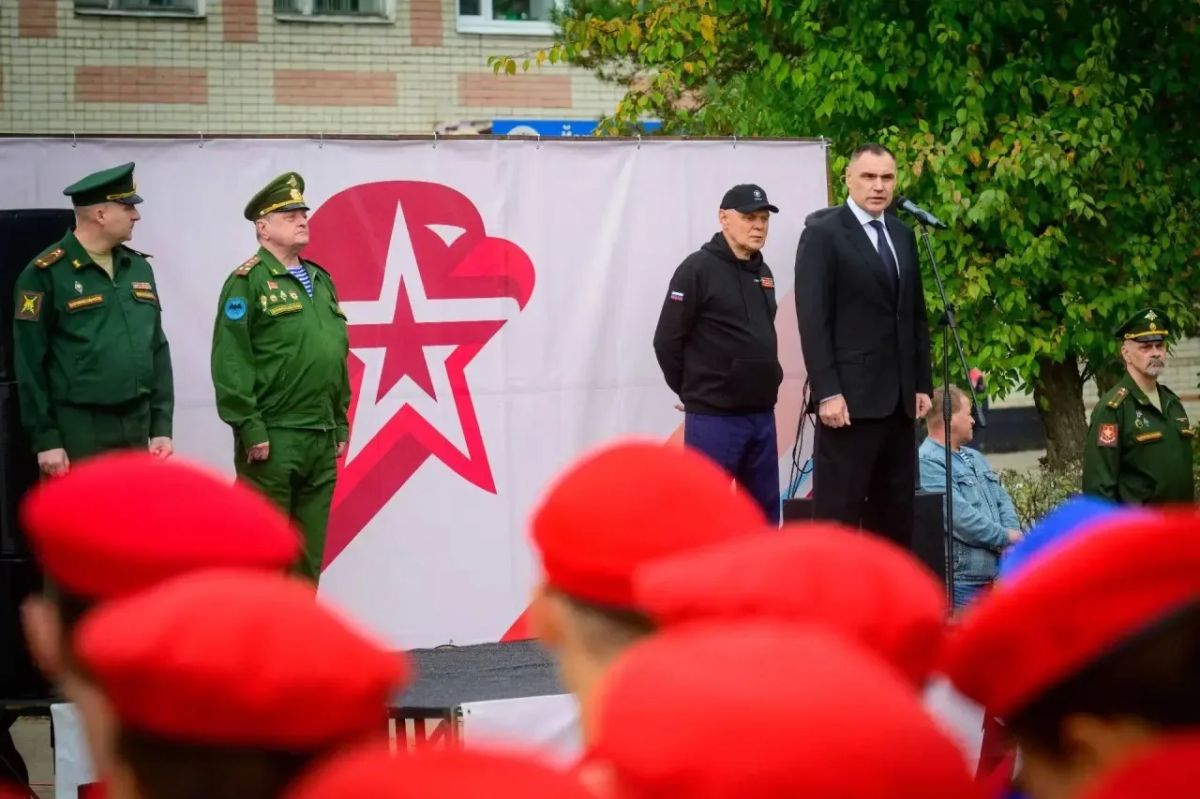 В Йошкар-Оле открылся Дом Юнармии и прошел X Слет регионального отделения движения В Йошкар-Оле открылся Дом Юнармии и прошел X Слет регионального отделения движения