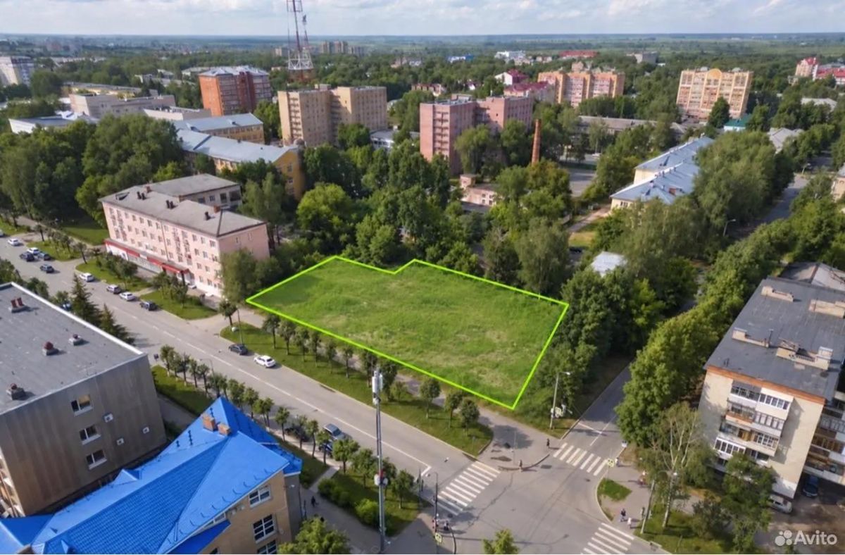 Земельный участок на улице Кремлёвской, 40 в Йошкар-Оле, где в июне произошло обрушение части здания, выставили на торги
