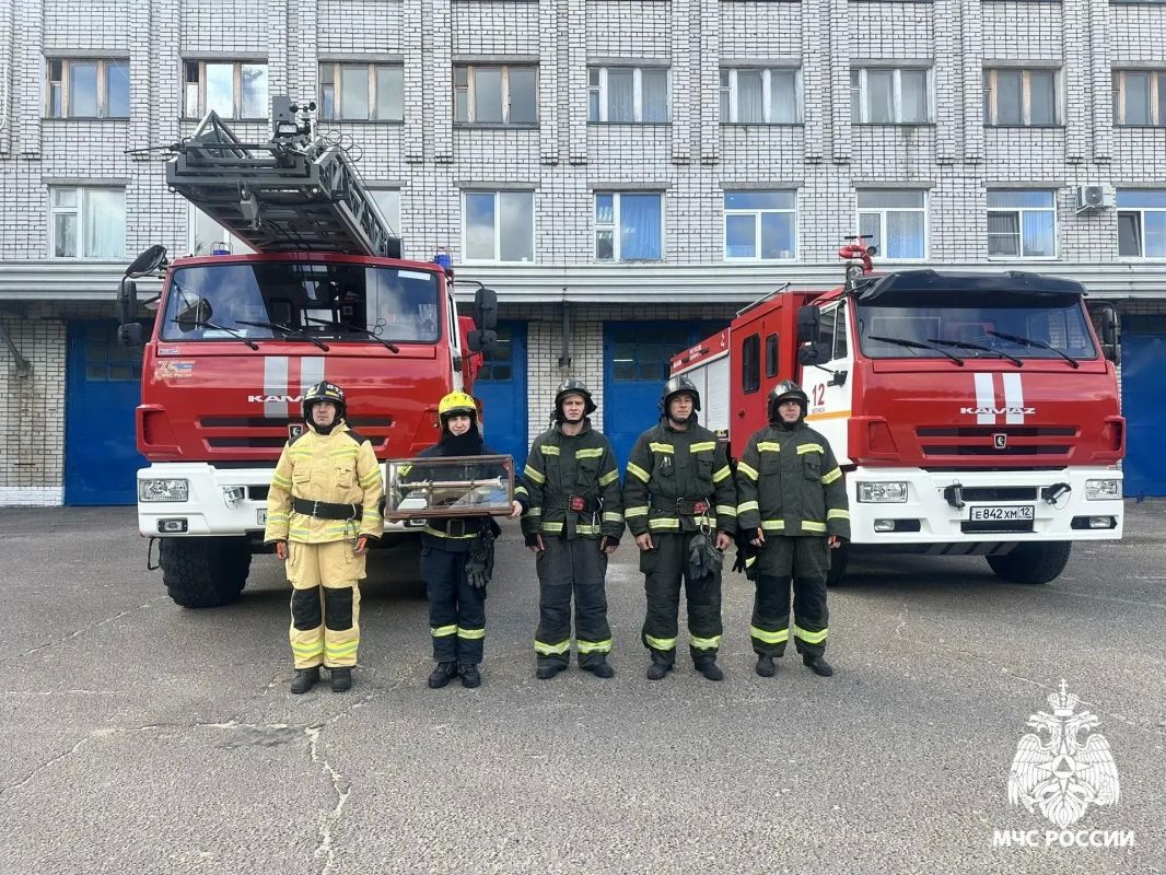4 сентября на международном салоне «Комплексная безопасность2026» под руководством министра МЧС России Александра Вячеславовича Куренкова началась эстафета: раритетный пожарный ствол — символ единства всех пожарных страны —... 4 сентября на международном салоне «Комплексная безопасность2026» под руководством министра МЧС России Александра Вячеславовича Куренкова началась эстафета: раритетный пожарный ствол — символ единства всех пожарных страны —...