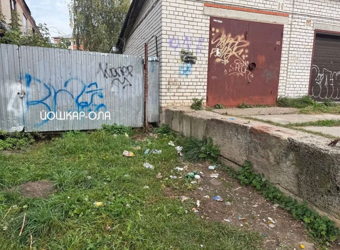 Популярный у йошкаролинцев короткий путь к школе №10 оброс множеством проблем Популярный у йошкаролинцев короткий путь к школе №10 оброс множеством проблем