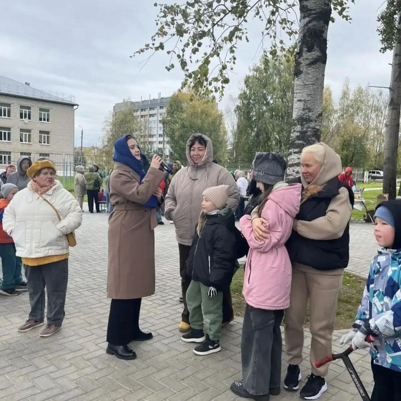 В селе Семеновка открыли обновленный сквер