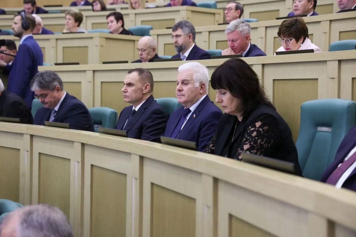 Глава Марий Эл Юрий Зайцев принял участие на парламентских слушаниях, которые провела Председатель Совета Федерации Валентина Матвиенко Глава Марий Эл Юрий Зайцев принял участие на парламентских слушаниях, которые провела Председатель Совета Федерации Валентина Матвиенко