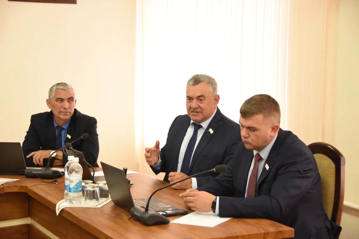 Комитет по развитию производственного комплекса Госсобрания Марий Эл предложил исключить управляющие организации из цепочки расчетов за общедомовые ресурсы Комитет по развитию производственного комплекса Госсобрания Марий Эл предложил исключить управляющие организации из цепочки расчетов за общедомовые ресурсы