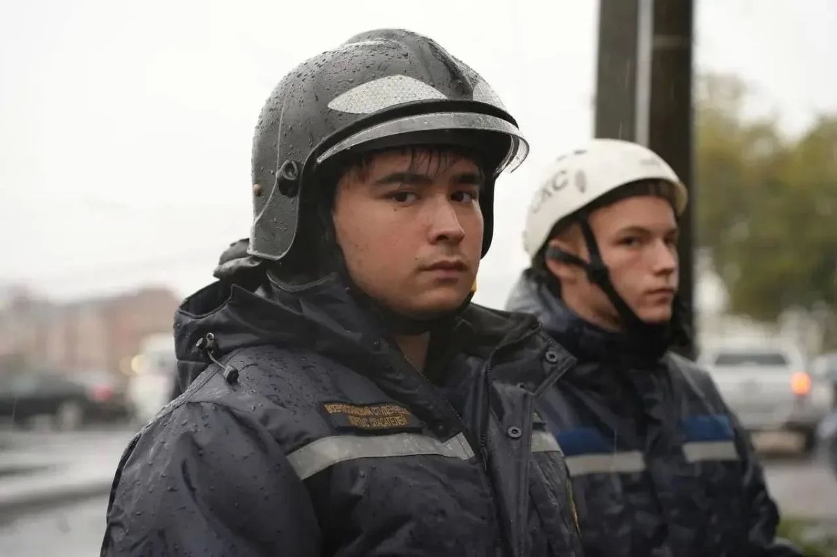 Юрий Зайцев: Добровольцы регионального отделения «Всероссийский студенческий корпус спасателей» в Марий Эл оперативно помогли ликвидировать последствия происшествия в Курске Юрий Зайцев: Добровольцы регионального отделения «Всероссийский студенческий корпус спасателей» в Марий Эл оперативно помогли ликвидировать последствия происшествия в Курске