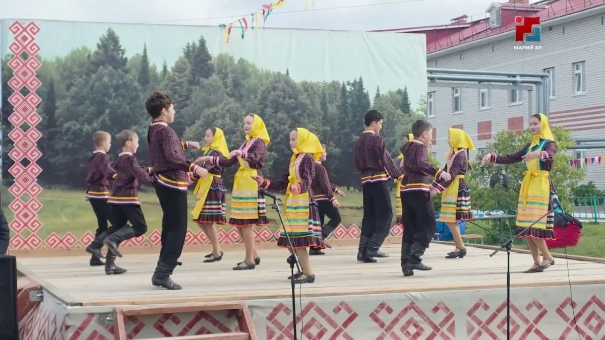 В Моркинском районе Красностекловарский дом-интернат отметил свое 70-летие