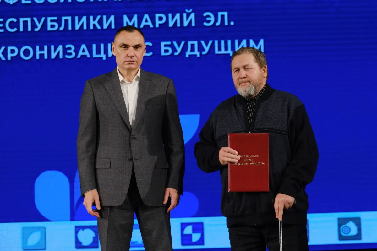 Юрий Зайцев: На форуме «Среднее профессиональное образование Республики Марий Эл. Синхронизация с будущим» вручил награды преподавателям и студентам СПО Юрий Зайцев: На форуме «Среднее профессиональное образование Республики Марий Эл. Синхронизация с будущим» вручил награды преподавателям и студентам СПО