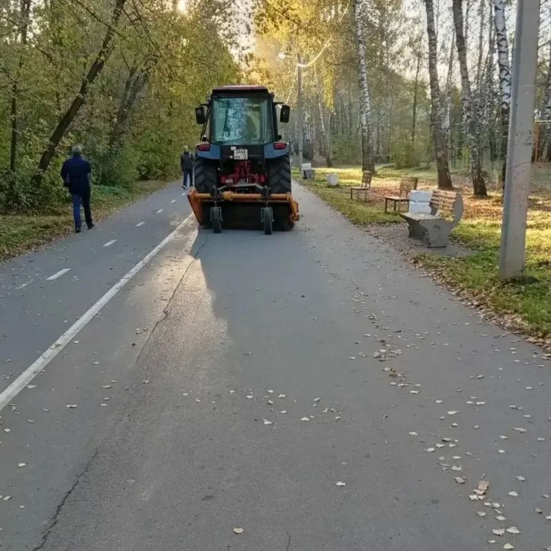 Йошкаролинцы вышли на субботник! Йошкаролинцы вышли на субботник!