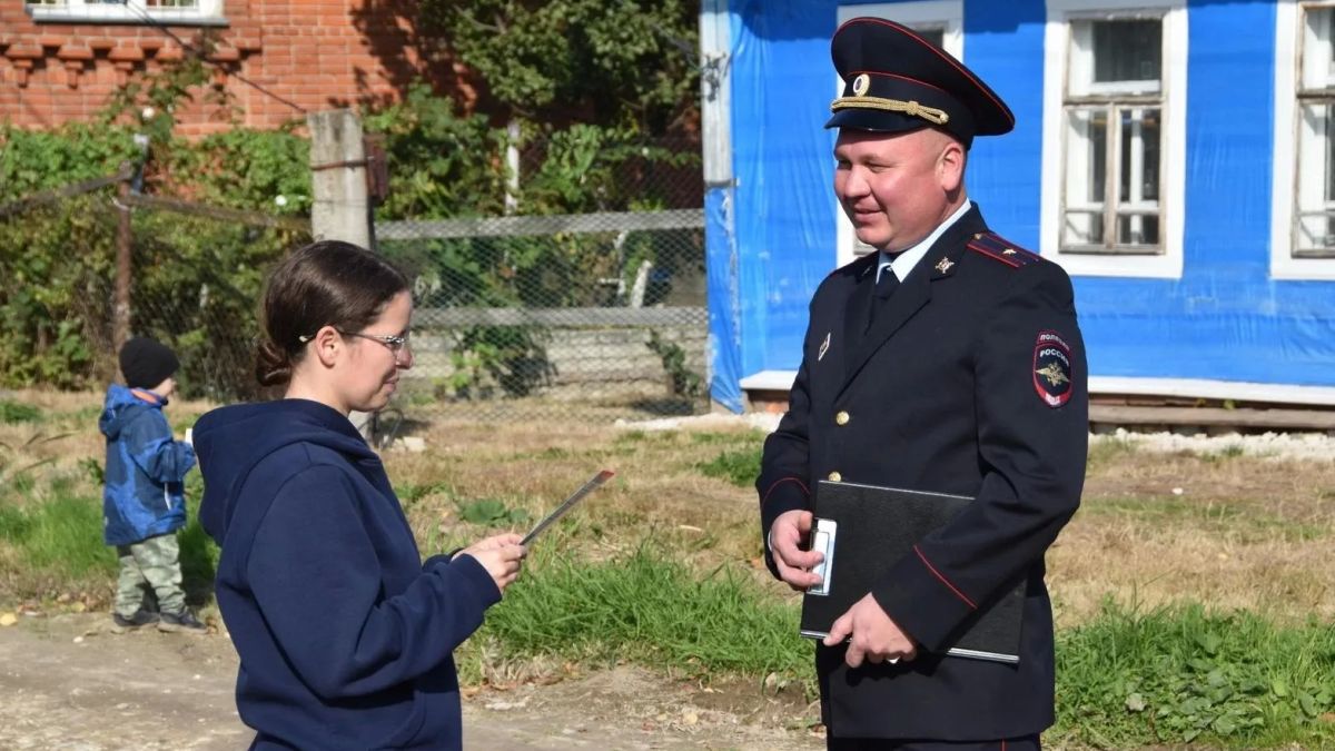 Иван Николаев из Куженера вышел в финал конкурса «Народный участковый»