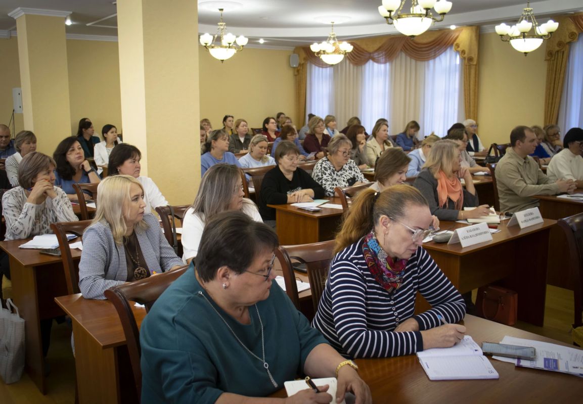 Дополнительное образование — доступнее и качественнее: в Марий Эл обсудили развитие социального заказа Дополнительное образование — доступнее и качественнее: в Марий Эл обсудили развитие социального заказа