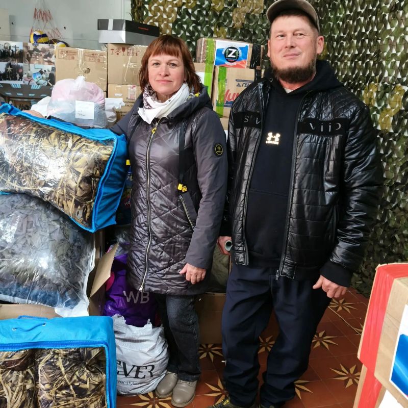 Помощь для защитников. Волонтерское движение «Семьи Ангелов Войны» в Йошкар-Оле объединяет матерей, жен, сестер участников специальной военной операции Они собирают, сортируют и комплектую гуманитарную помощь, которую затем... Помощь для защитников. Волонтерское движение «Семьи Ангелов Войны» в Йошкар-Оле объединяет матерей, жен, сестер участников специальной военной операции Они собирают, сортируют и комплектую гуманитарную помощь, которую затем...
