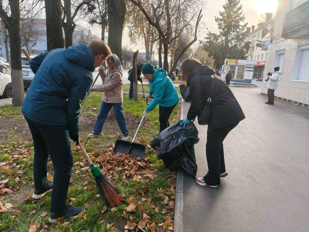 Результат налицо: после традиционного субботника территория вновь радует чистотой и порядком Результат налицо: после традиционного субботника территория вновь радует чистотой и порядком