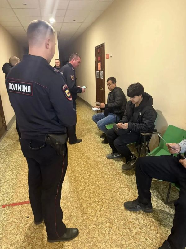 В Республике Марий Эл сотрудники правоохранительных органов провели оперативно-профилактическое мероприятие под названием «Внимание – мошенник» В Республике Марий Эл сотрудники правоохранительных органов провели оперативно-профилактическое мероприятие под названием «Внимание – мошенник»