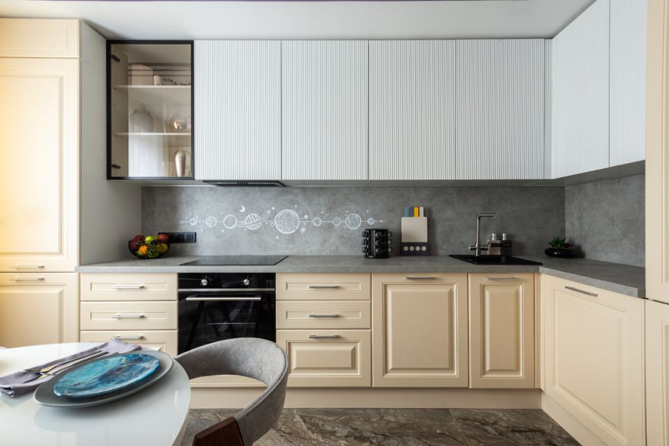 Как обновить кухонный пол без демонтажа: советы и секреты