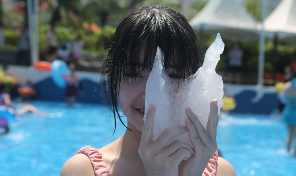 «Ледовые» процедуры не избавят от морщин: зато помогут справиться с другой проблемой